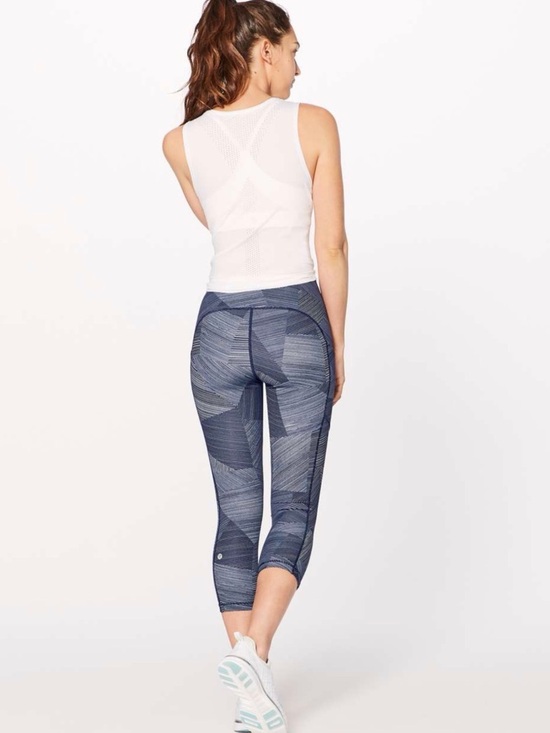 lululemon athletica Pants - lululemon athletica Navy Geometric Cropped Leggings